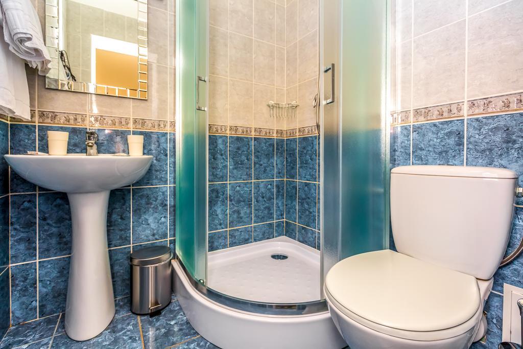 Augustine Hotel Riga Bagian luar foto